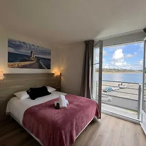 3* Hotel Couett'hotel Port De Plaisance, Les Pieds Dans L'eau